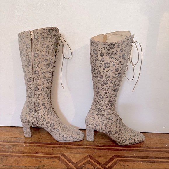 Anna Sui x Emma Hope Ivy Tapestry Lace-Up Boot - Picture 15 of 16